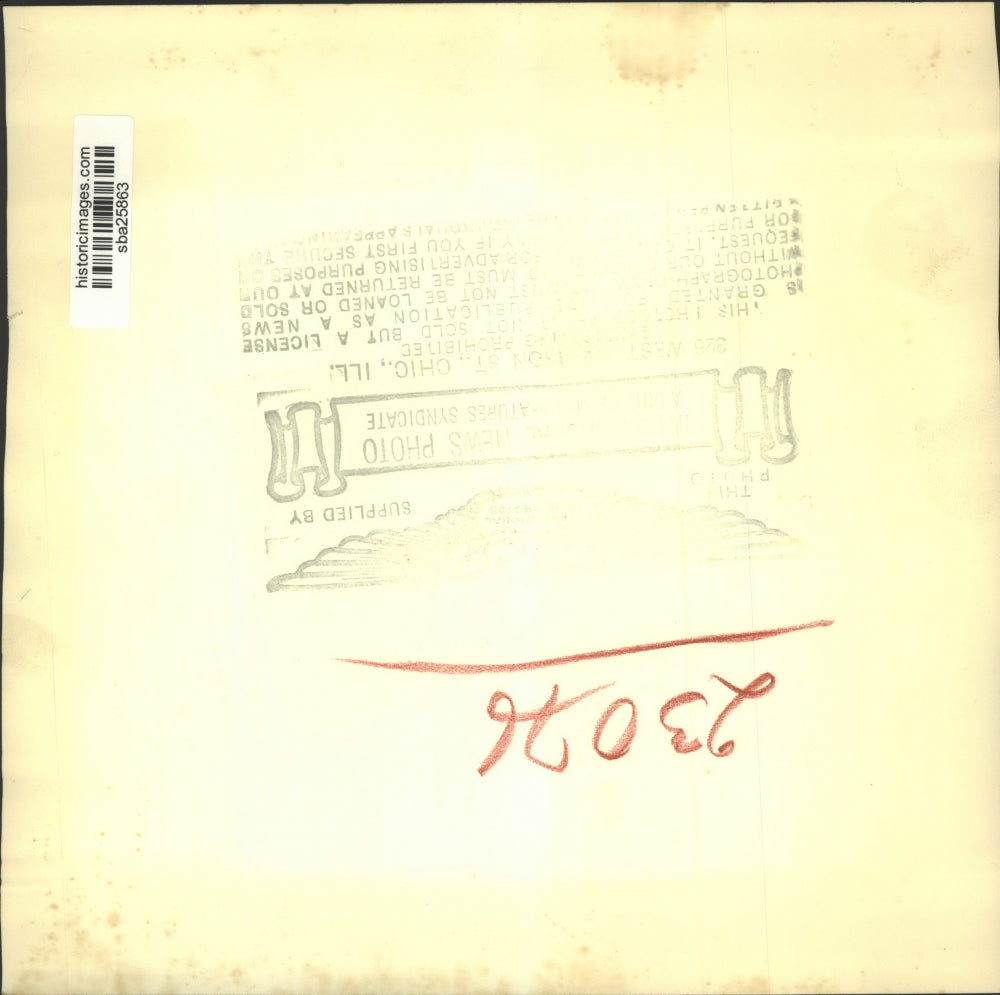 1946 Press Photo British Ambassador & Lady Halifax Bid Farewell to Personnel