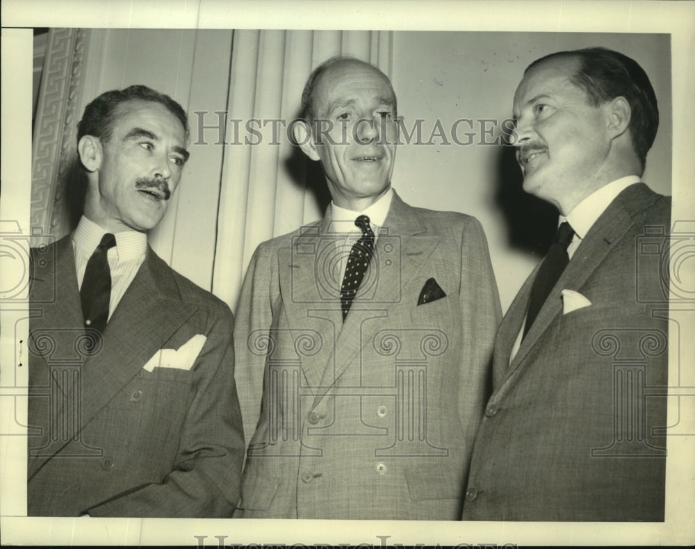 1941 Press Photo - sba25872- Historic Images