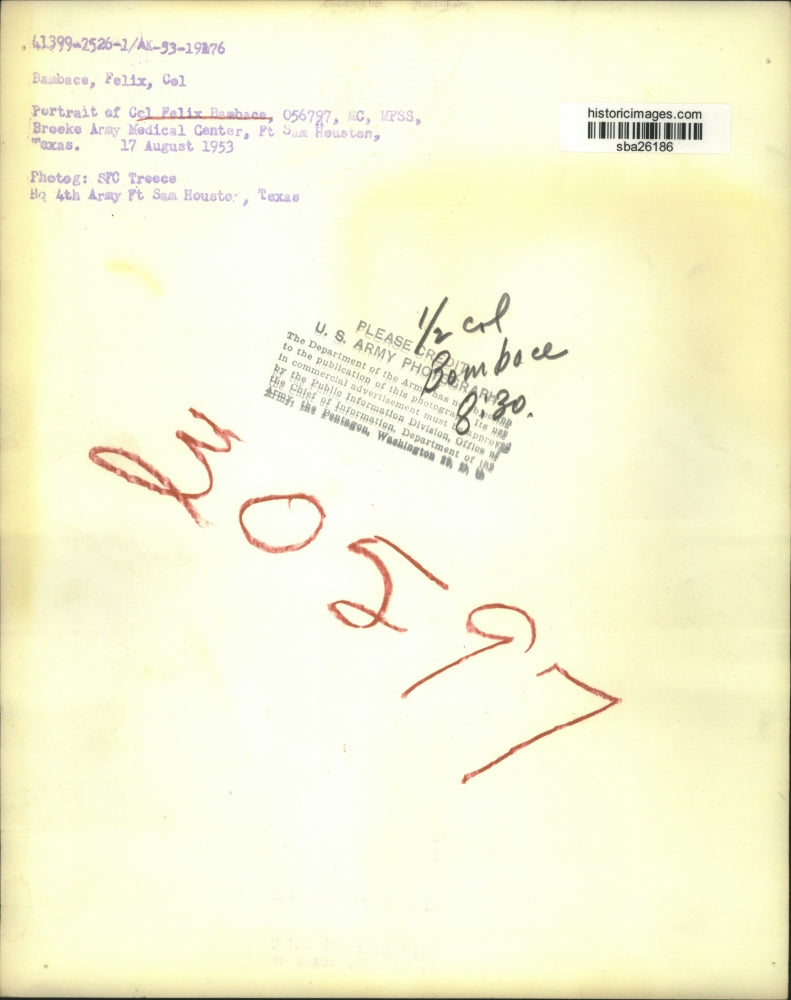 1953 Press Photo Col Felix Basbaca at Brooke Army Medical Center - sba26186