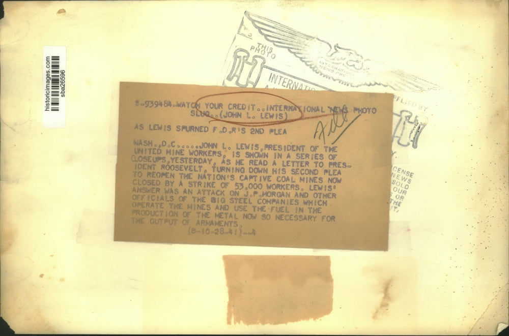 1941 Press Photo UMW President John Lewis reads letter to President Roosevelt