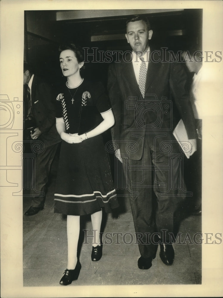1943 Press Photo Grace Buchanan Dineen named as spy leader by Federal Agents
