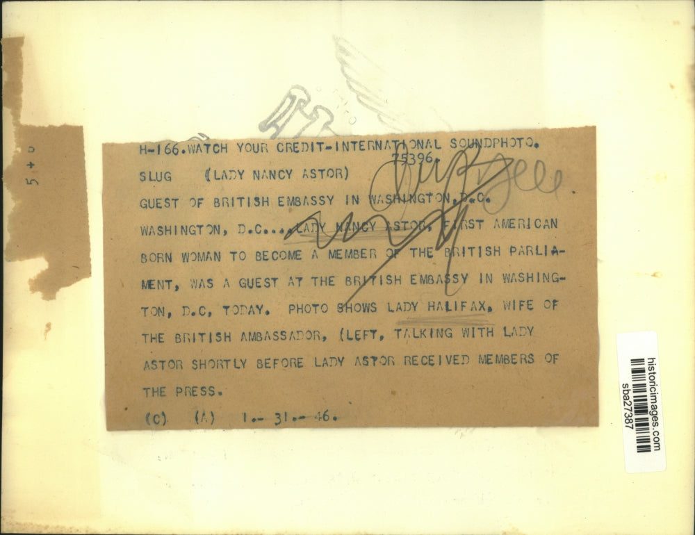 1946 Press Photo Lady Nancy Astor visits British Embassy in Washington, DC