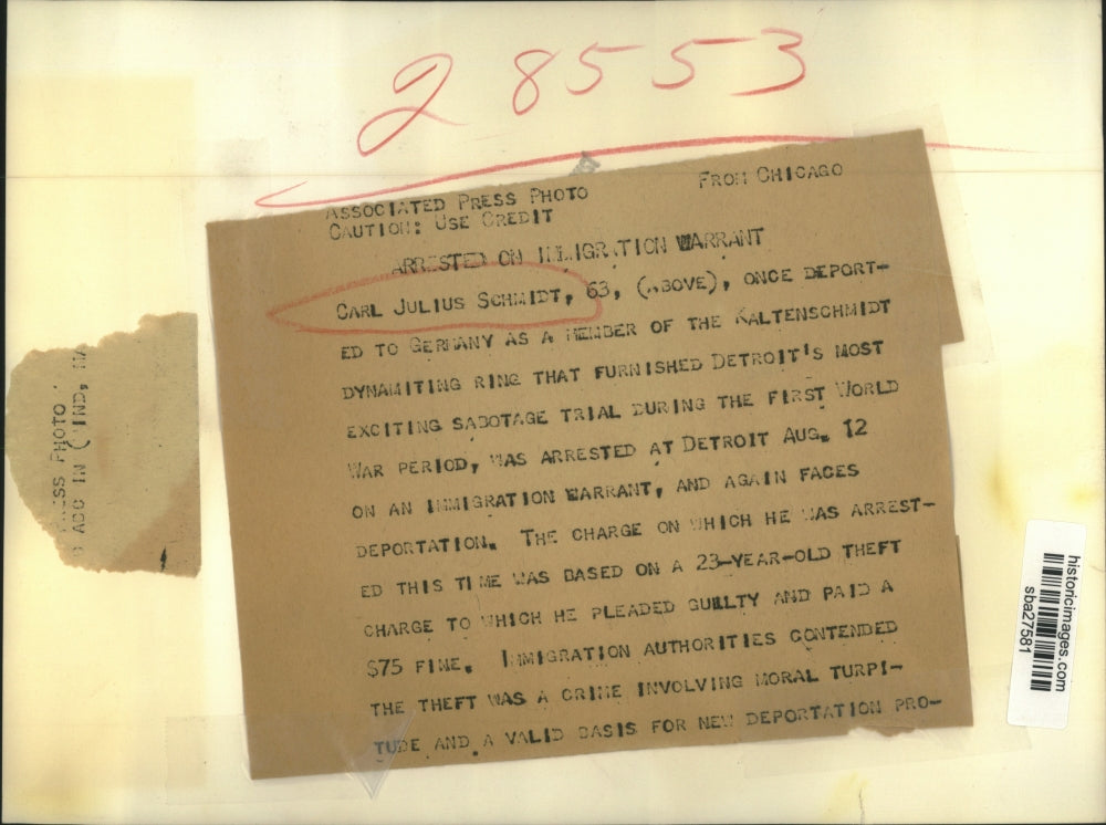 1941 Press Photo Carl Julius Schmidt in custody in Detroit - sba27581