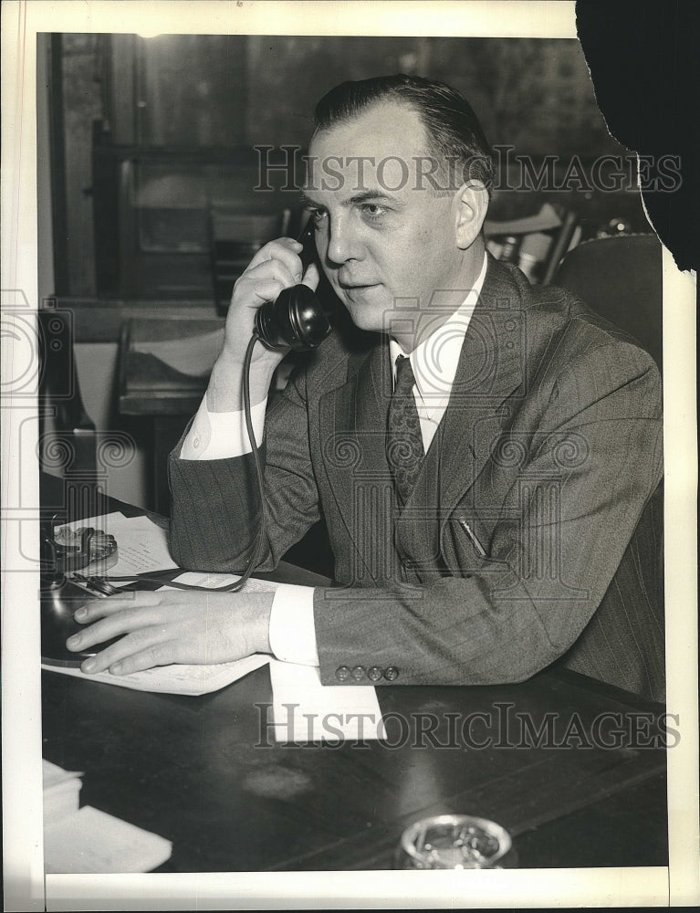 1942 Press Photo Robert H O&#39;Brien named Associate Director of Utilities Division- Historic Images