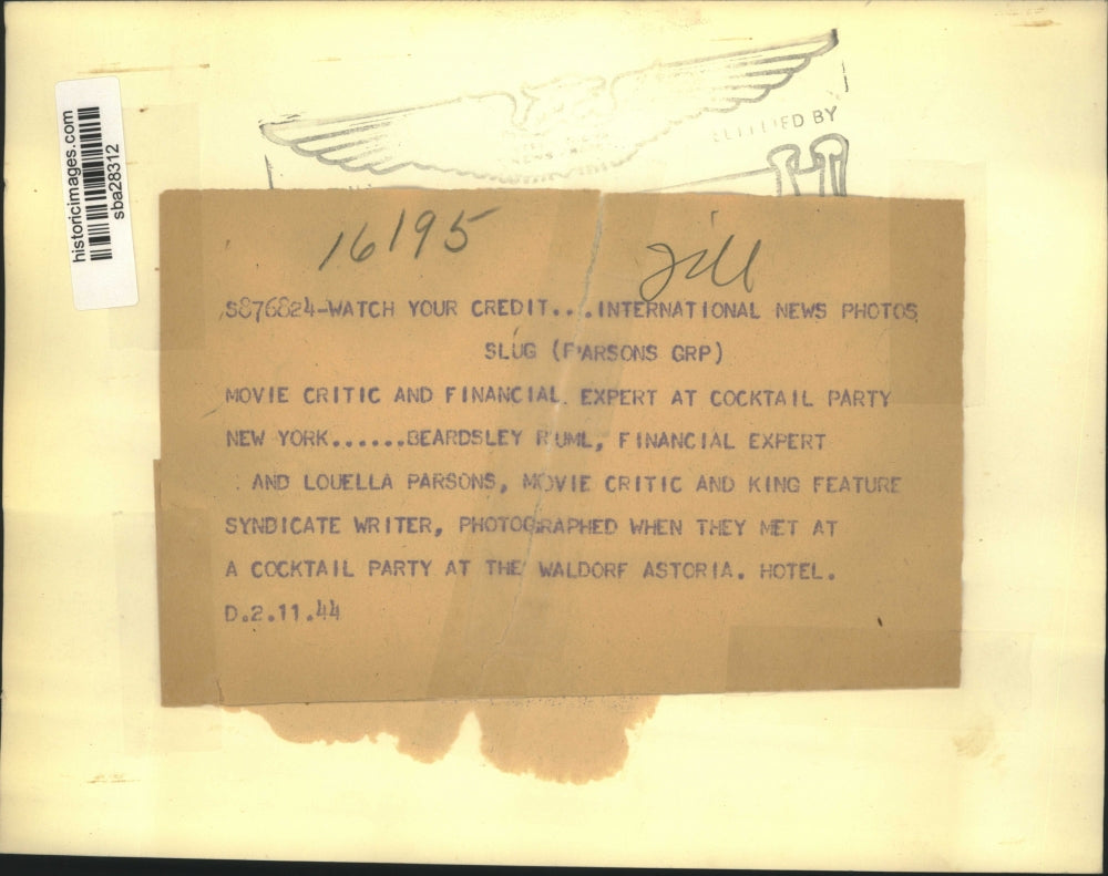 1944 Press Photo Movie Critic Louella Parsons & fiance expert Beardsley Ruml