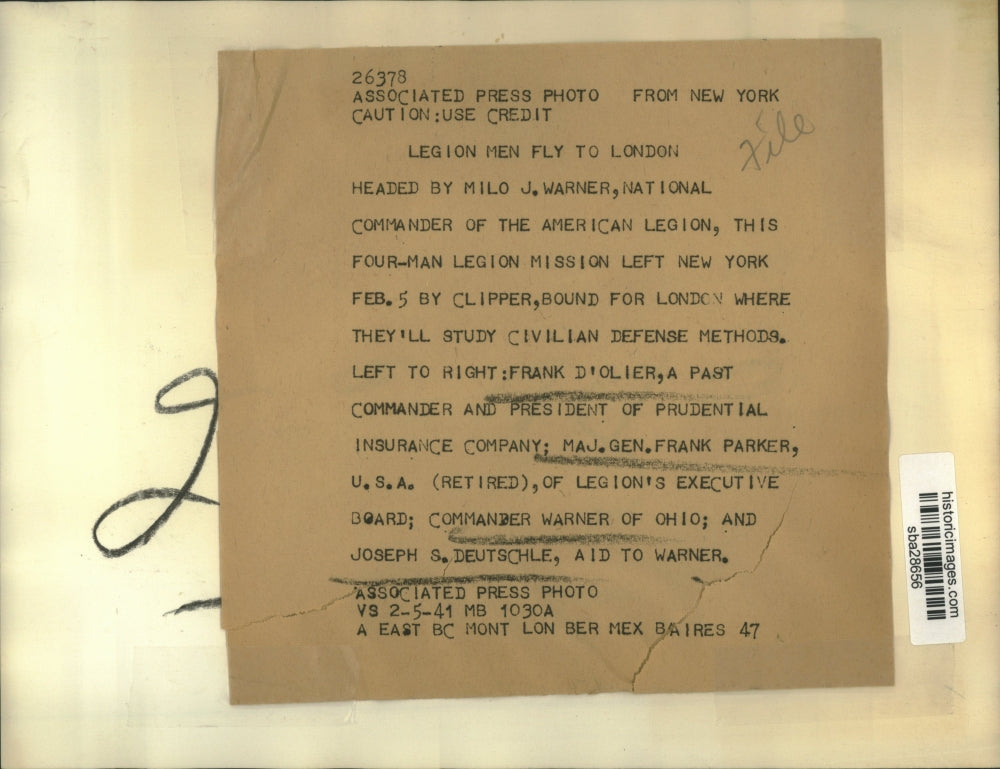 1941 Press Photo Milo Warner & American Legion head to London to study defense