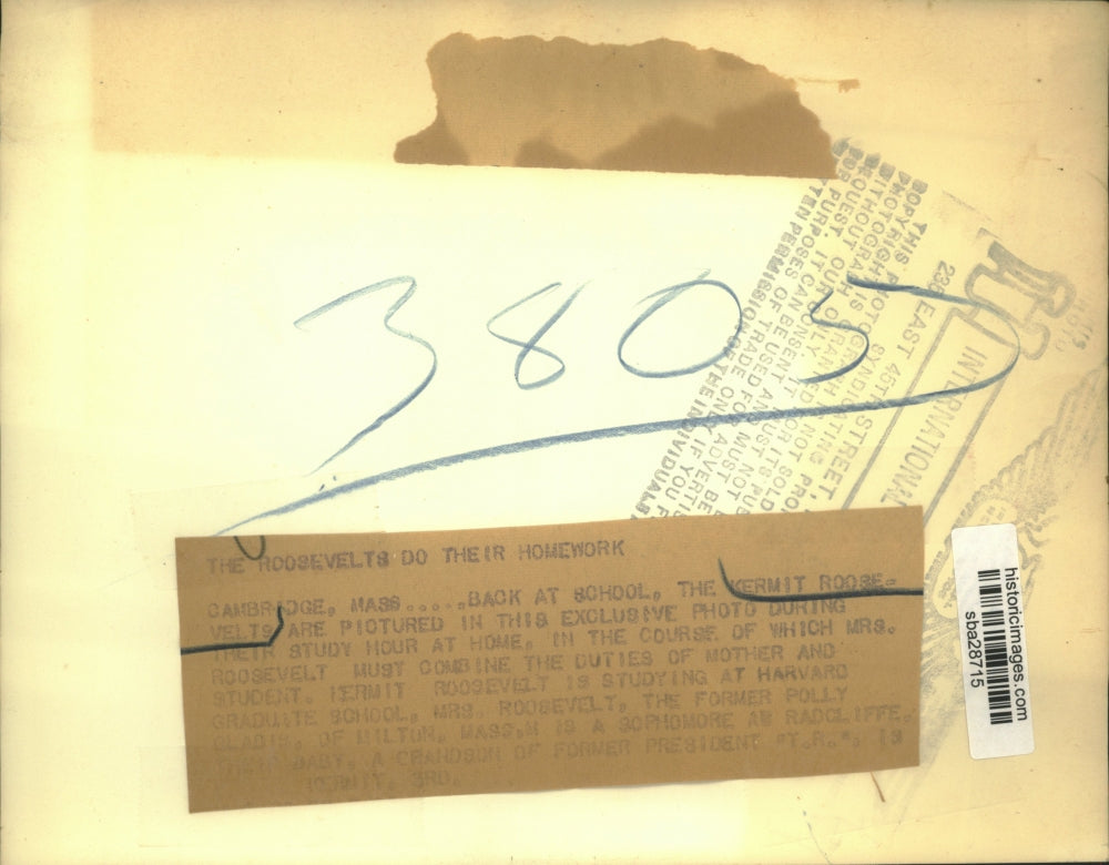 Press Photo Kermit Roosevelt with wife, the former Polly Oladis & baby