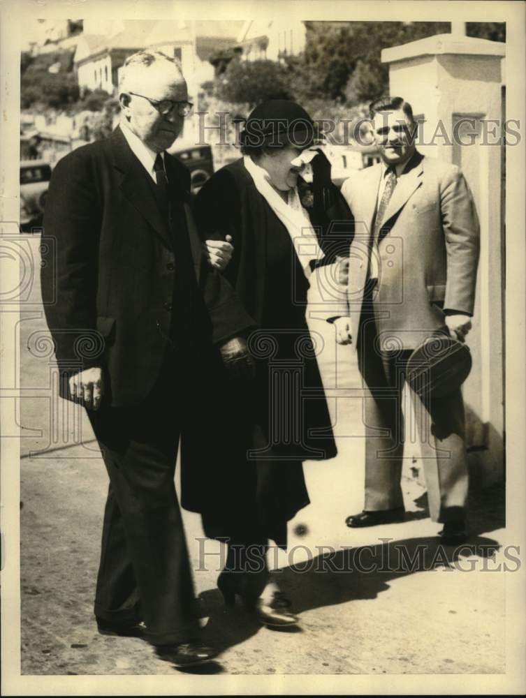 Press Photo John and Anna Mooney are turned away from San Quentin prison visit- Historic Images