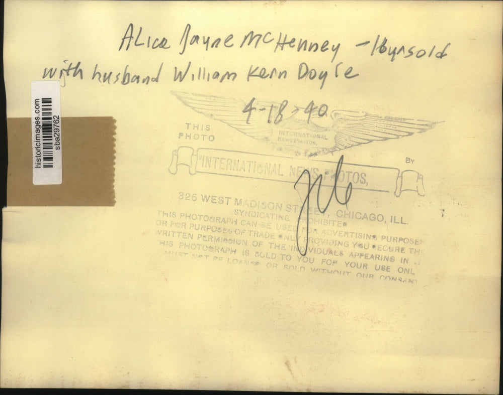 1940 Press Photo Alice Jayne McHenny age 16 with husband William Kern Doyle