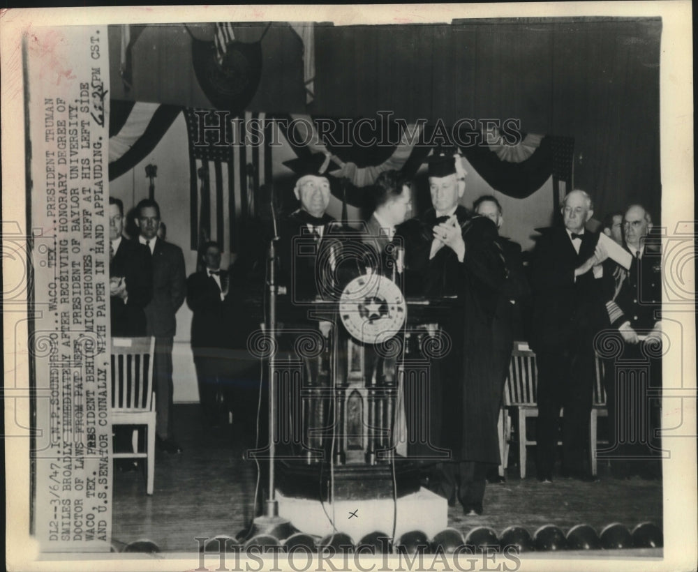 1947 Press Photo President Truman received honorary degree of Dr of Law
