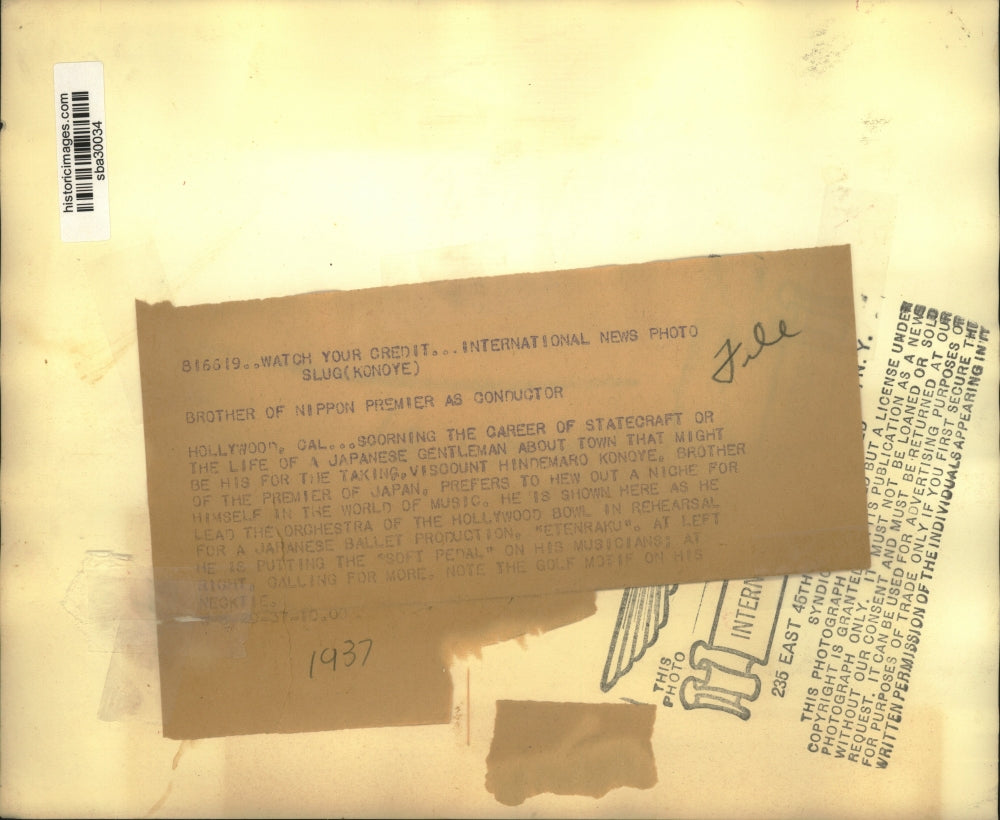 1937 Press Photo Viscount Hindemaro Konoye Shown Leading Orchestra - sba30034