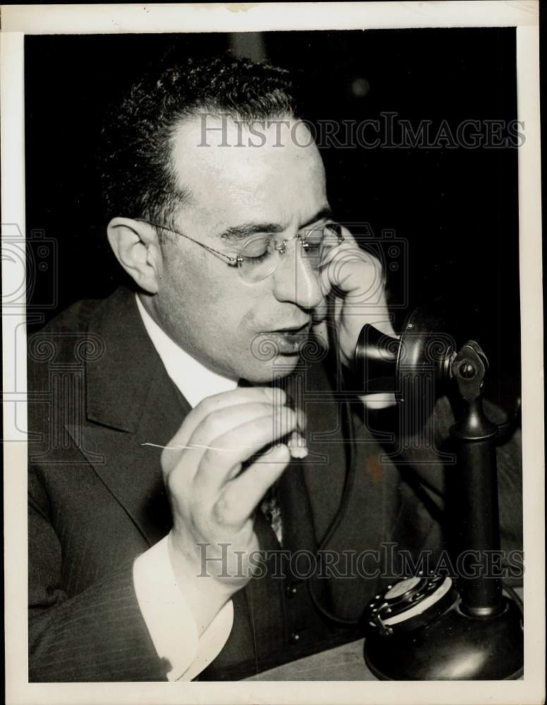 1930 Press Photo Attorney J. L. Cohen, Toronto, Canada Lawyer for the U.A.W.A.- Historic Images