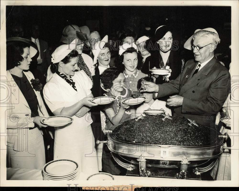 1938 Press Photo Michael J. Corrigan dishes out Food at Chicago, Illinois Event- Historic Images