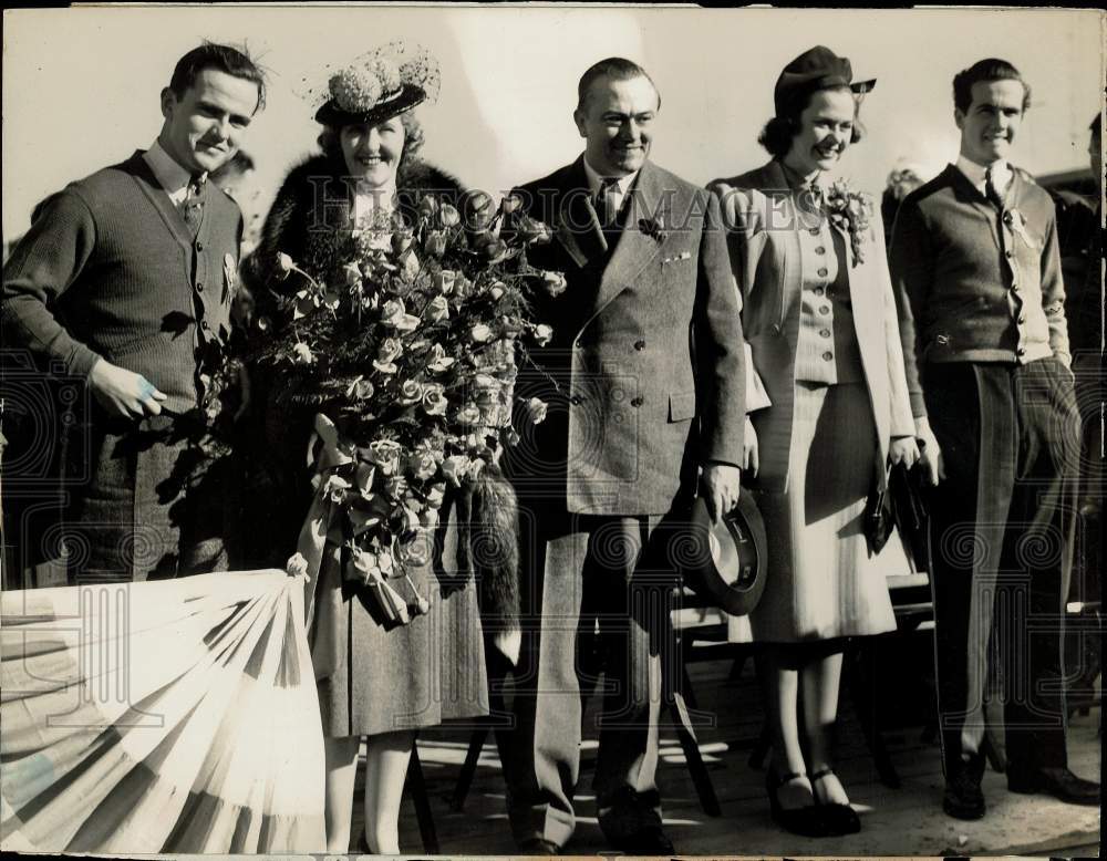 1939 Press Photo Governor O'Daniel with Wife at Inauguration - sba31713- Historic Images