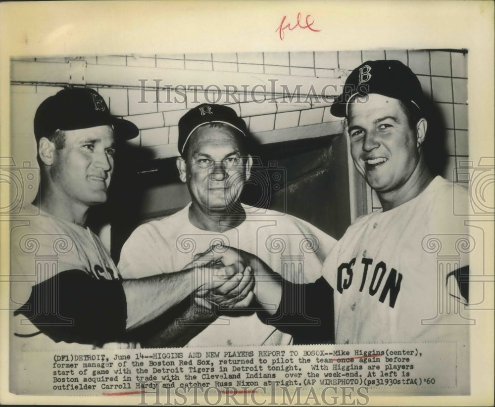 1960 Press Photo Mike Higgins,Boston Red Sox with Carroll Hardy and Russ Nixon- Historic Images