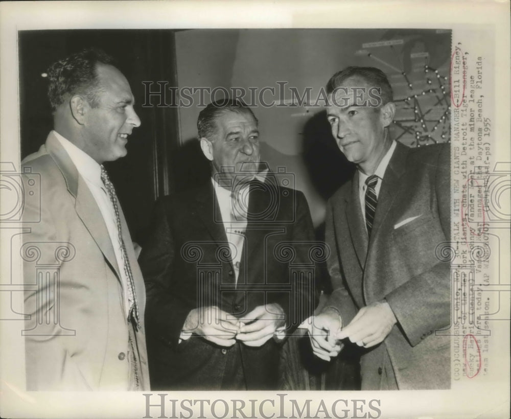 1955 Press Photo Bill Rigney of N.Y Giants with Bucky Harris and Johnny vander- Historic Images