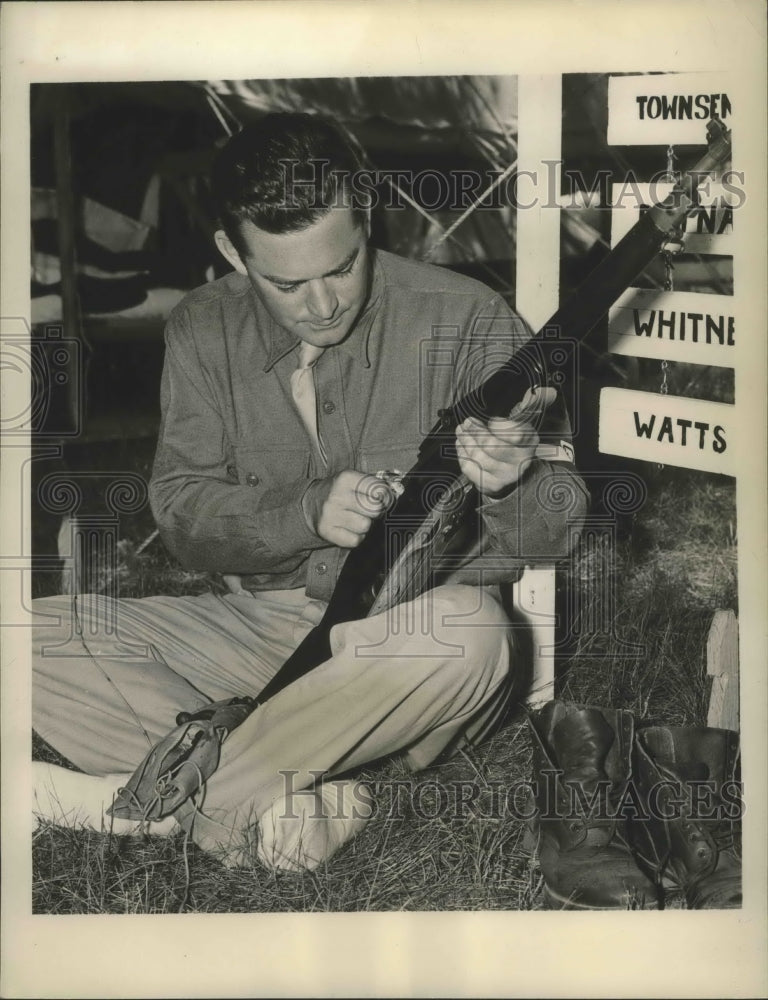 Undated Press Photo Col John Whitney Millionaire captured in France- Historic Images