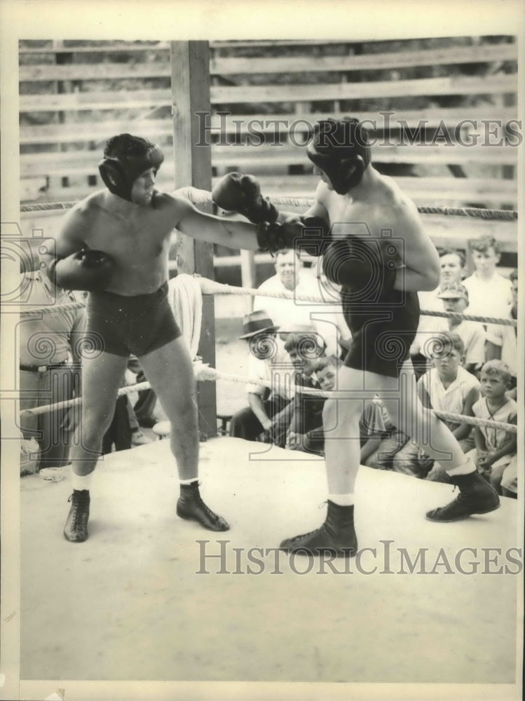 1931 Press Photo Mickey Walker sparing with big Ted Sandwina - sbs00563