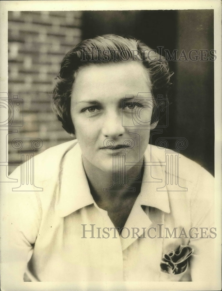 1933 Press Photo Hellen Jacobs in a portrait pose - sbs00733- Historic Images