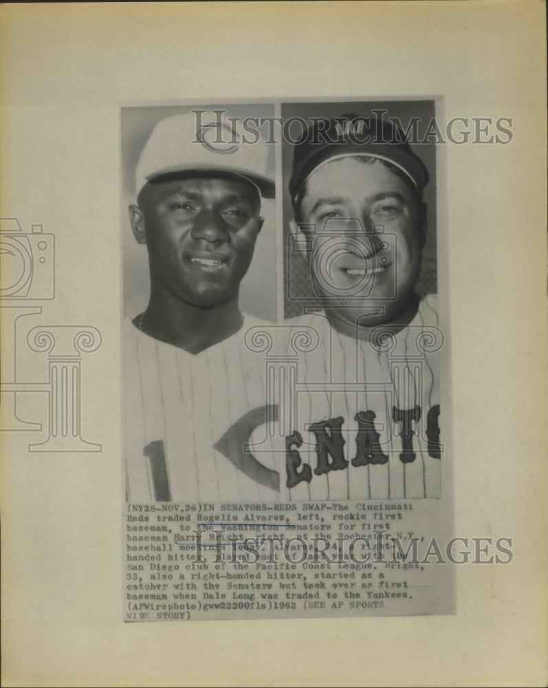1962 Press Photo Rogelio Alvarezand of Cincinnati and Harry Bright of Senators- Historic Images