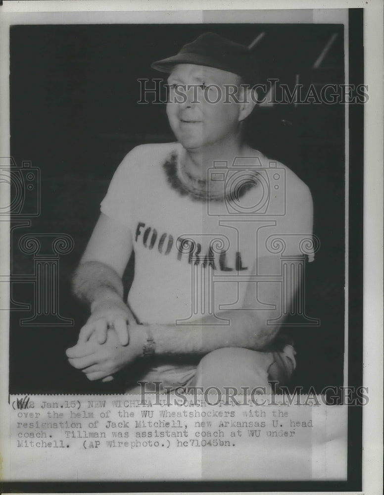 Press Photo Pete Tillman over the helm of the WU Wheatshockers - sbs00947- Historic Images