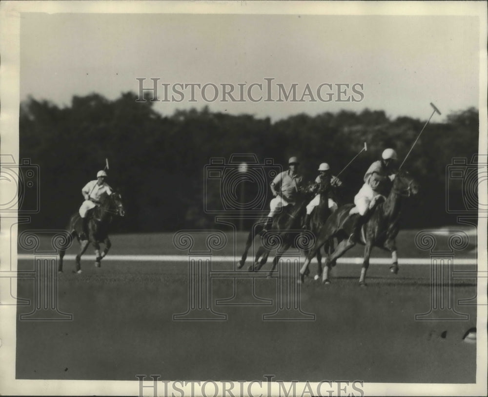 1931 Press Photo American Polo Team Routed Onwentsia 12-2 at Onwentsa Polo Field- Historic Images