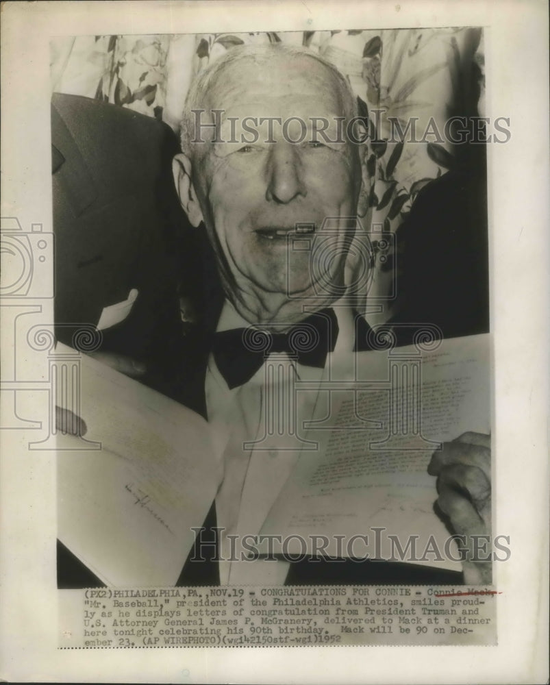 1952 Press Photo Connie Mack Displays Letters of Congratulation From Pres Truman- Historic Images