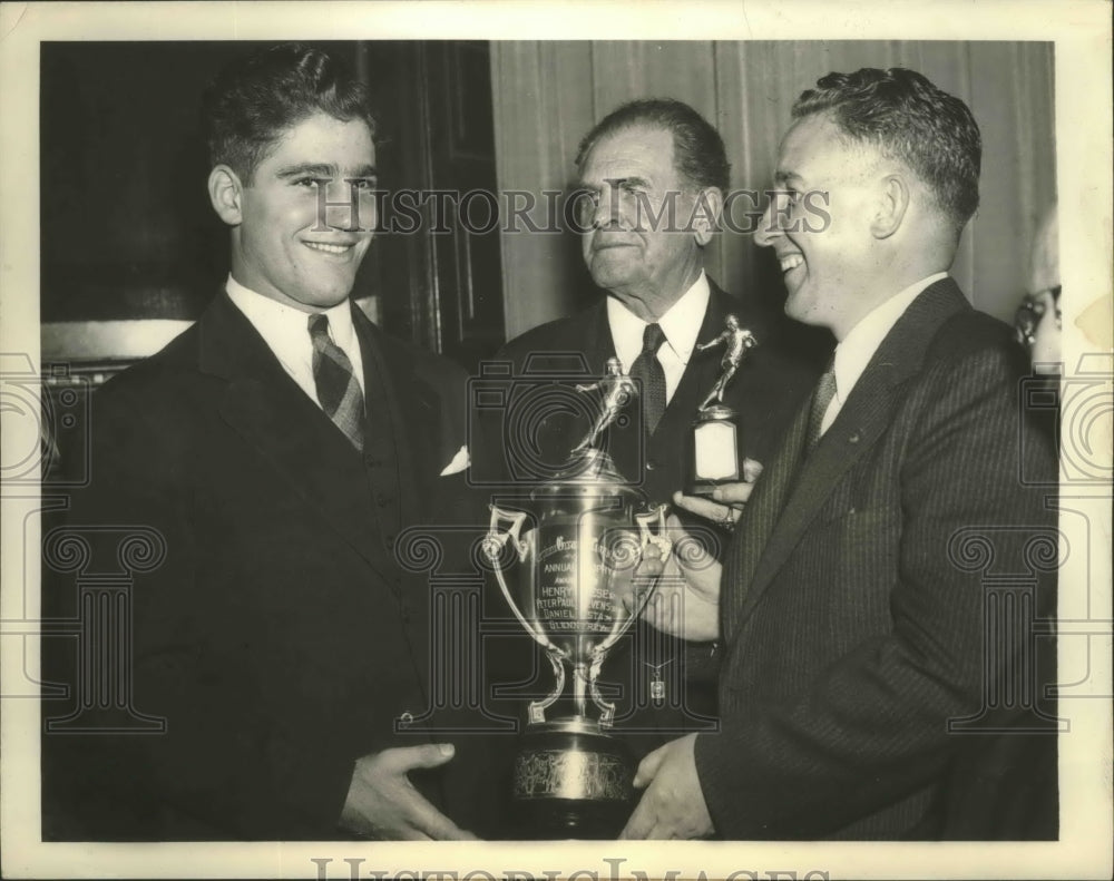 1938 Press Photo Dick Wehler wins &quot;Most Valuable Player&quot; Trophy - sbs01796- Historic Images