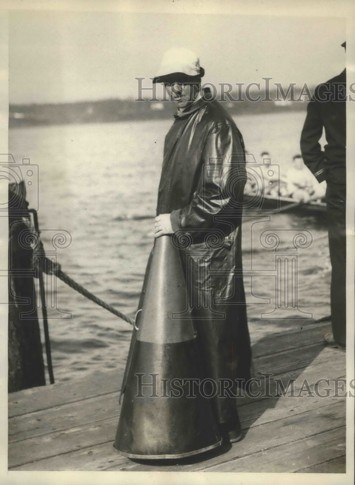 1929 Press Photo Pop Dick Glendon crew coach &amp; team workout at Annapolis MD- Historic Images