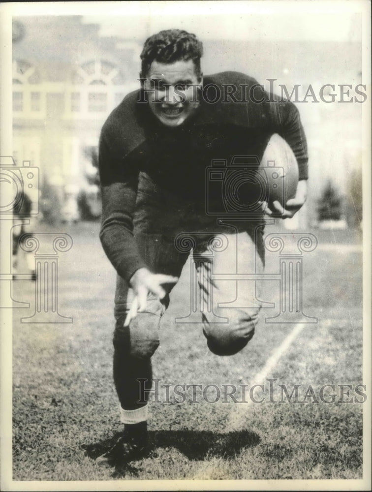 1938 Press Photo Roert MacLoed of Dartmouth University Football Team - sbs02435- Historic Images