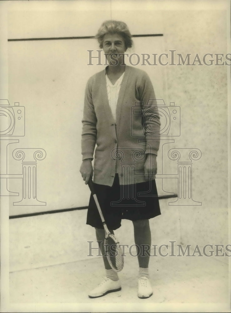 1930 Press Photo Eleanor Sears Boston racquets team at Philadelphia PA match- Historic Images