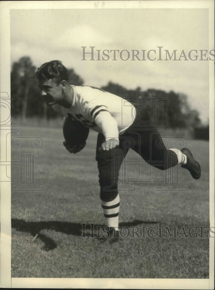 1931 Press Photo Bert Mueller, halfback, Rice Institute - sbs02972- Historic Images