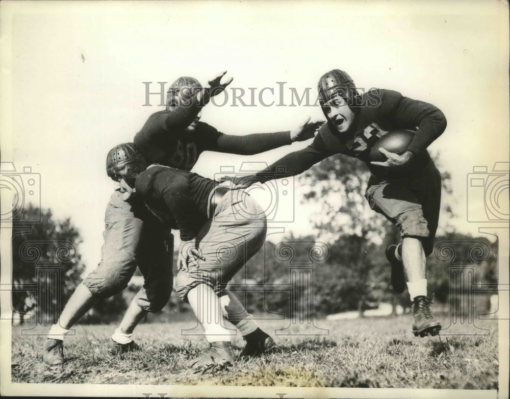 1933 Press Photo Don Veller, University of Iowa Quarterback - sbs03868- Historic Images