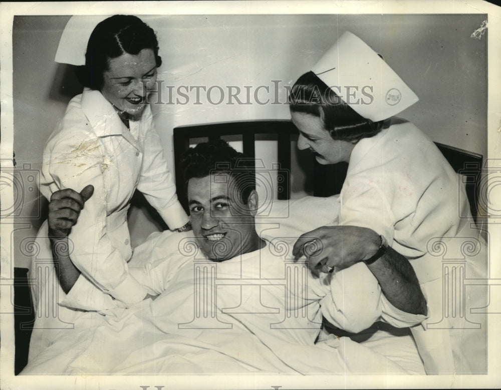 1938 Press Photo Boxer Fred Apostoli San Francisco Hospital after Appendectomy- Historic Images