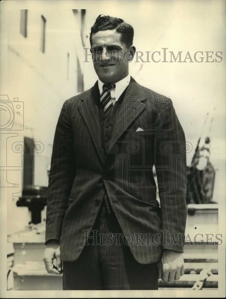 1933 Press Photo Austin Robertston Aboard Matson &quot;Monterery&quot; in Los Angeles- Historic Images