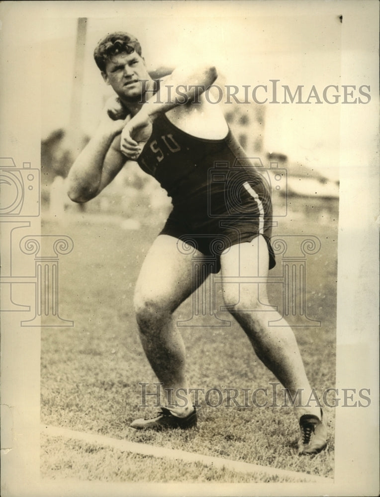 1933 Press Photo Jack Torrance, Shot Put of Louisiana State University Track LSU- Historic Images