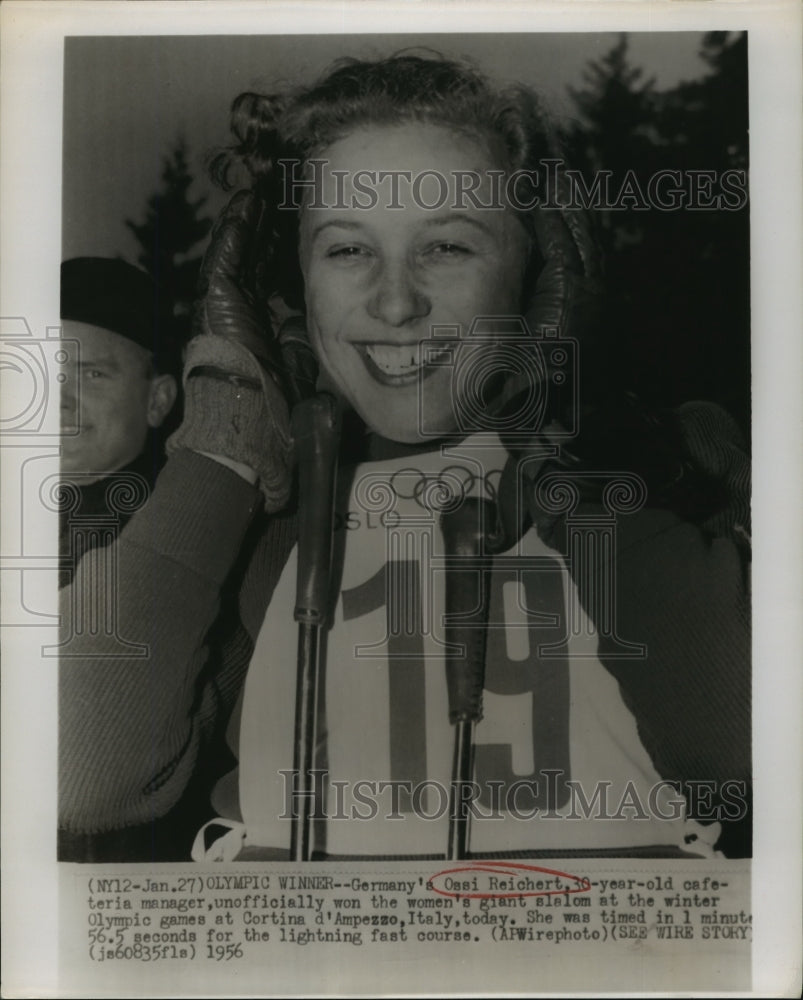 1956 Press Photo Germany&#39;s Ossi Reichart Unofficially Wins Women&#39;s Slalom- Historic Images