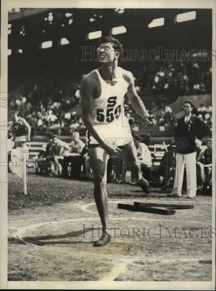 1931 Press Photo Bobby Jones Throws Discus 159 Feet 2 1/2 Inches - sbs04966- Historic Images