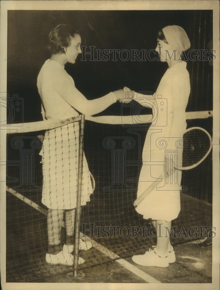 1932 Press Photo Joan Palfrey &amp; Helen Grawn at Longwood Cricket Club - sbs05116- Historic Images