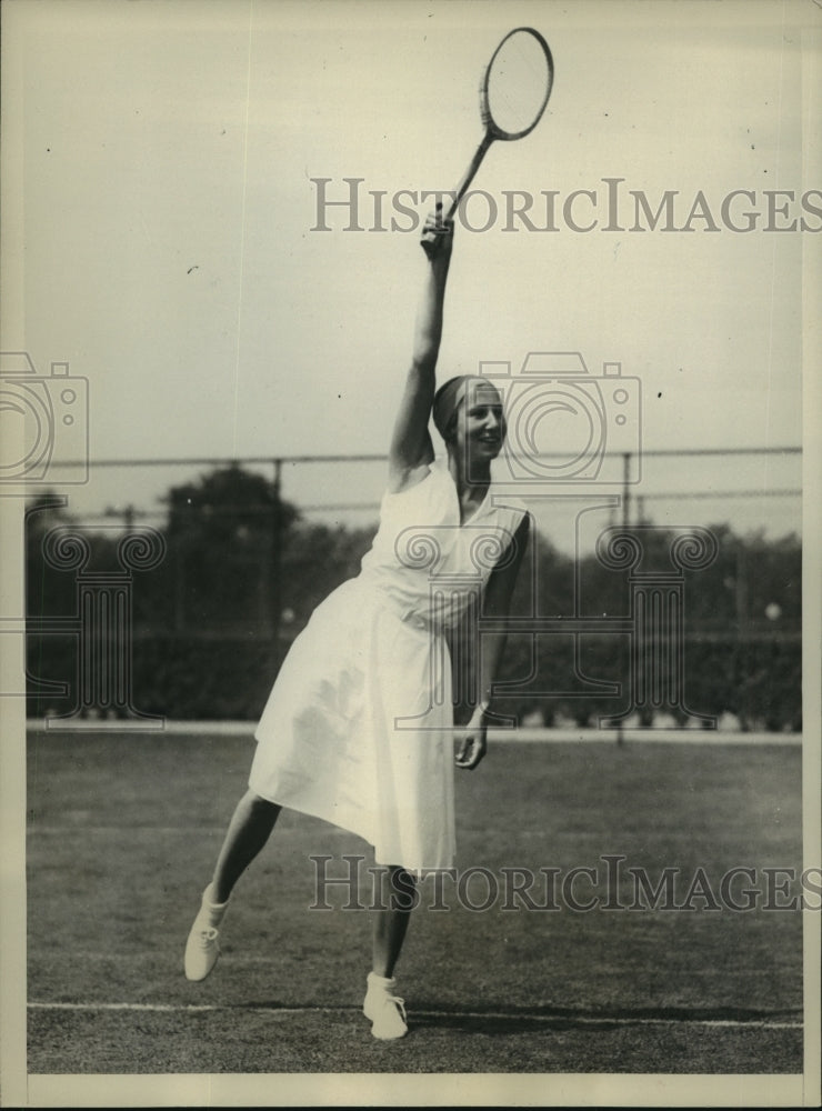 1931 Press Photo Dorothy Round at West Side Tennis Club, Forest Hills, New York- Historic Images