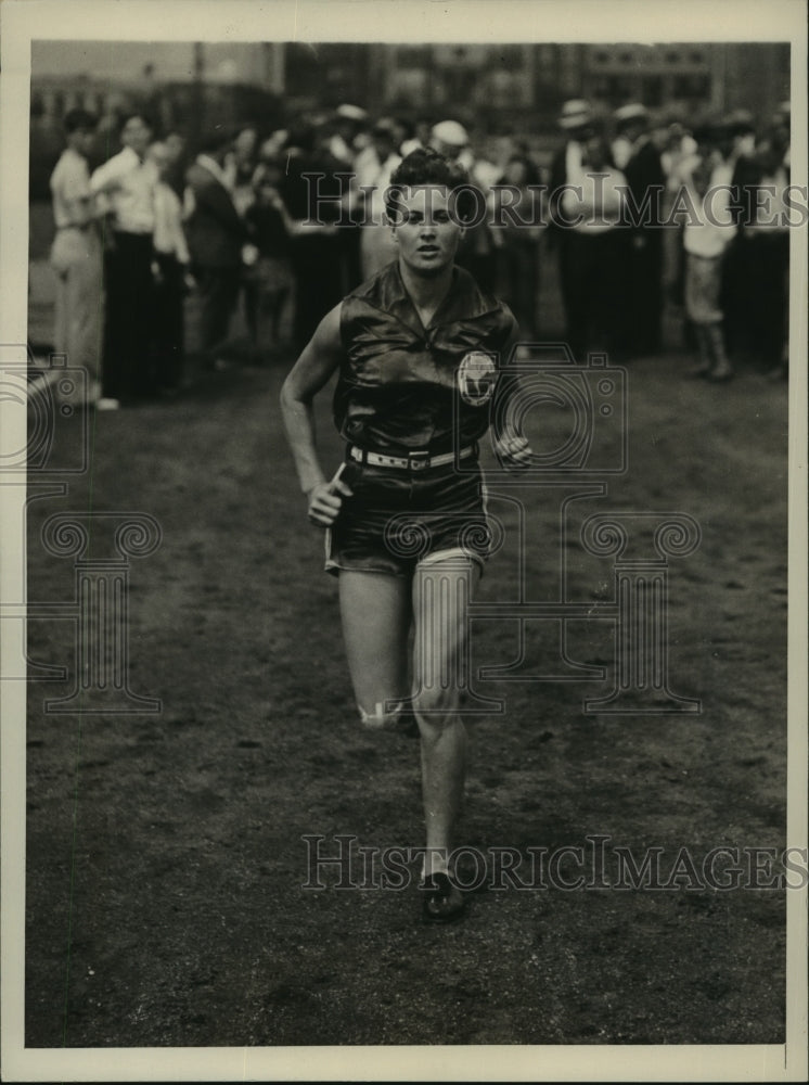 1931 Press Photo Mary Carter Training for AAU Track Meet, Jersey City New Jersey- Historic Images