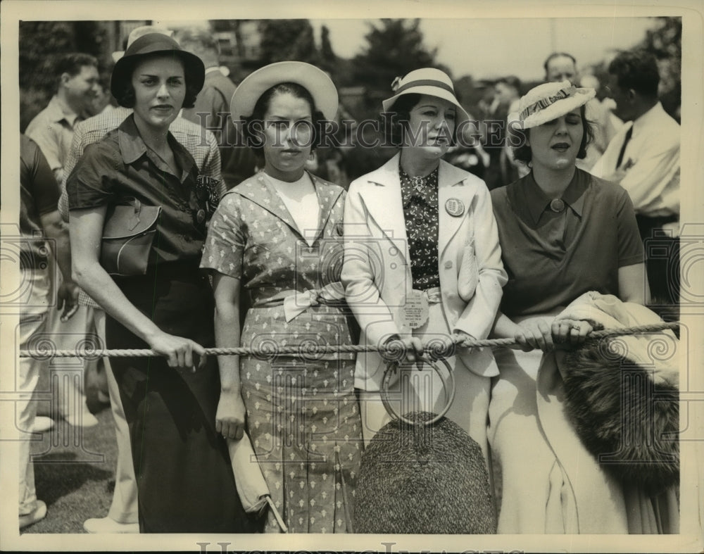 1936 Press Photo Mrs Craig Wood, Mrs Runyan, &amp; Mrs Jimmy Thomson, Golfers&#39; Wives- Historic Images