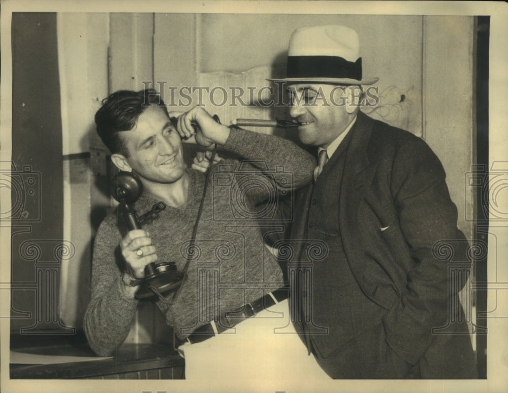 Press Photo Young Corbett Tries to Challenge Jimmy McLarnin Over the Phone- Historic Images