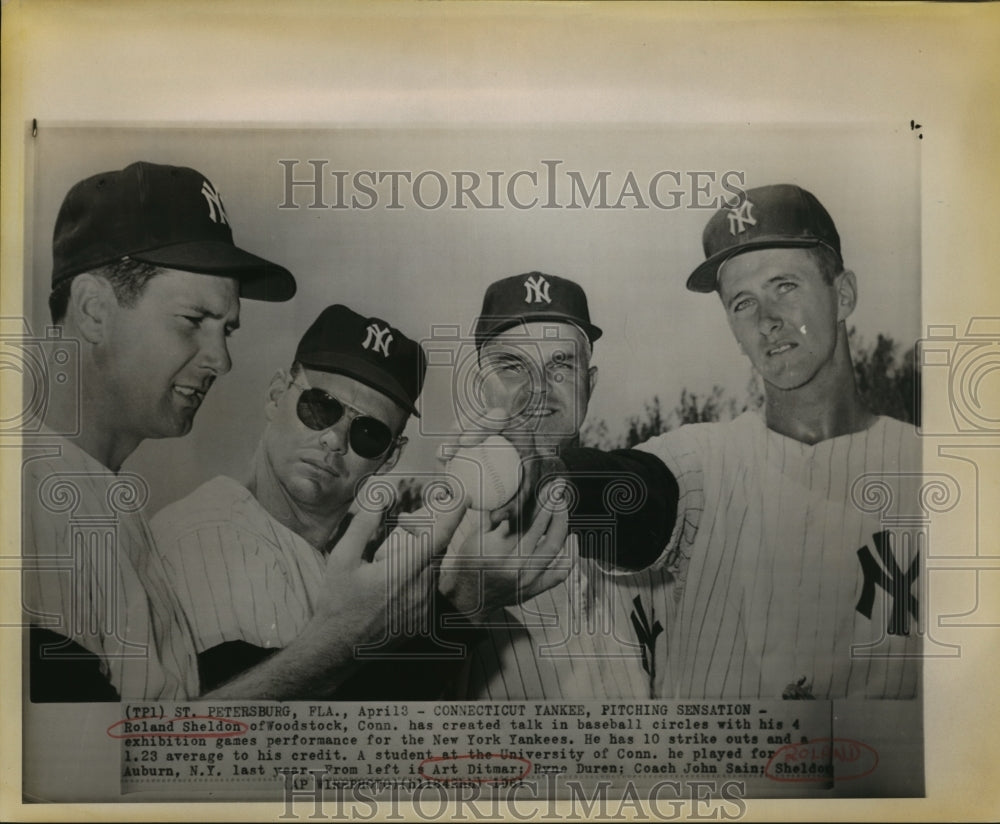 1961 Press Photo Roland Sheldon, Pitcher for Yankees, with Teammates - sbs05574- Historic Images