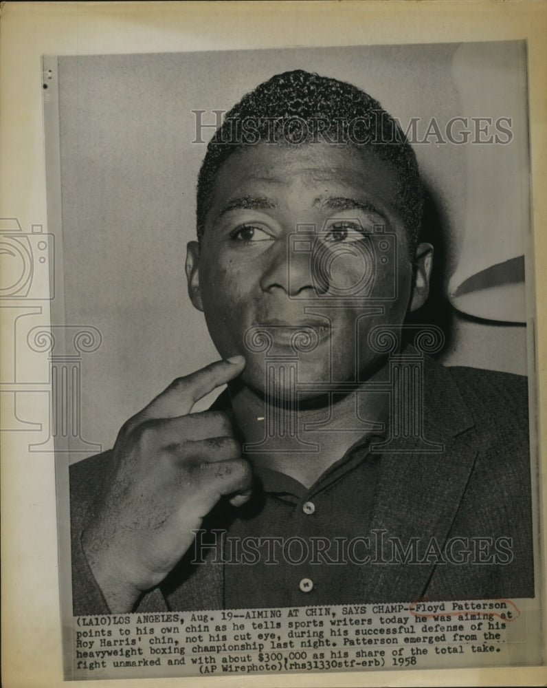 1958 Press Photo Boxer Floyd Patterson Talks to Reporters on Roy Harris Fight- Historic Images