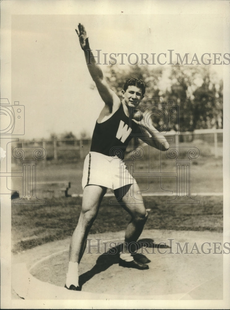 1929 Press Photo Sam Behr, U of Wisconsin, wins Shot Put at Big Ten Meet- Historic Images