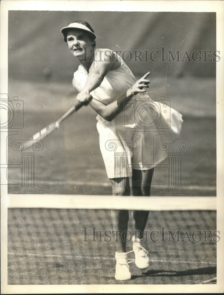 1935 Press Photo Kay Stammers in match w/ Edith Moore, Nat&#39;l Singles tournament- Historic Images