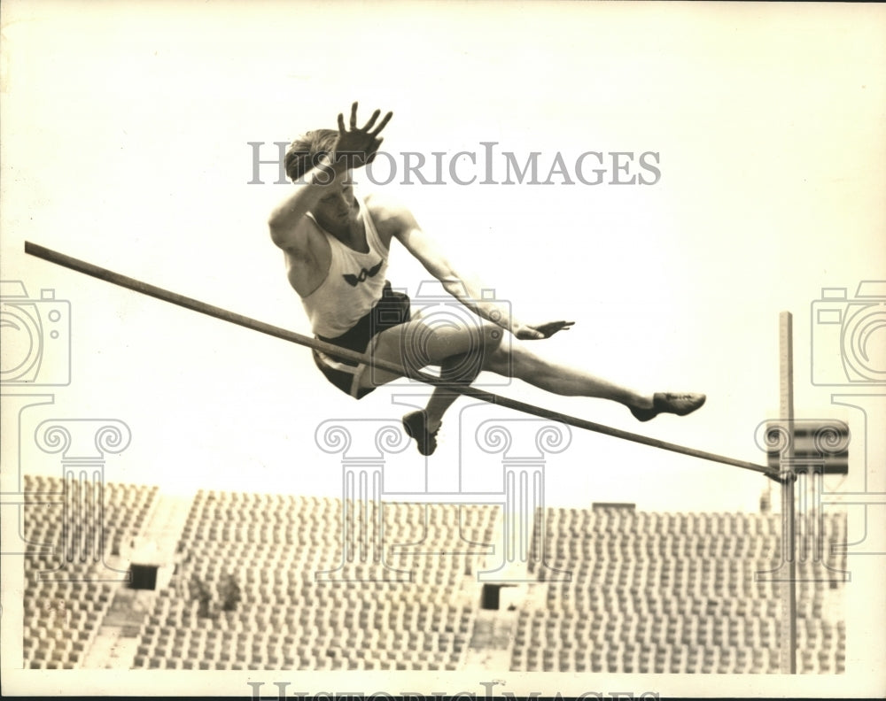 Press Photo Walter Marity California High Jumper at World Labor Track Meet- Historic Images