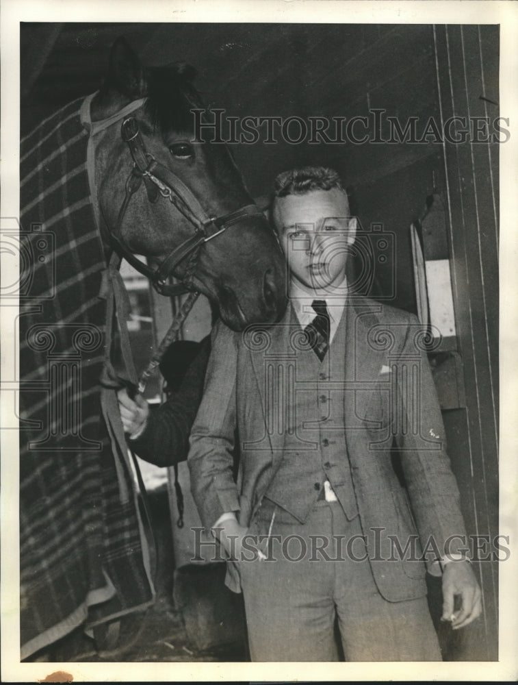 Press Photo Wayne Wright Jockey with Top Row to race in Marchbank Handicap- Historic Images