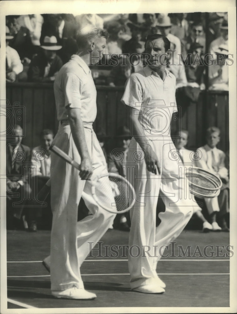 1936 Press Photo Donald Budge, Fred Perry leave court of Los Angeles Tennis Club- Historic Images